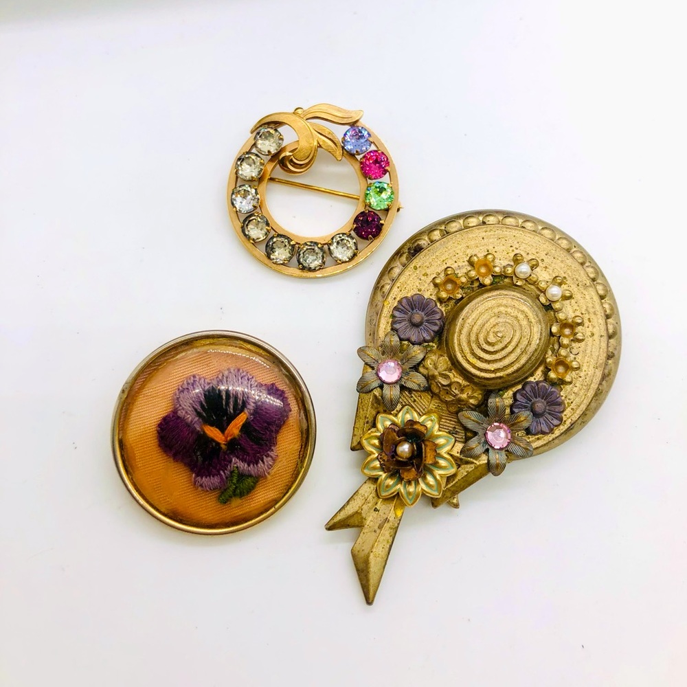 Vintage Unique Brooch Lot